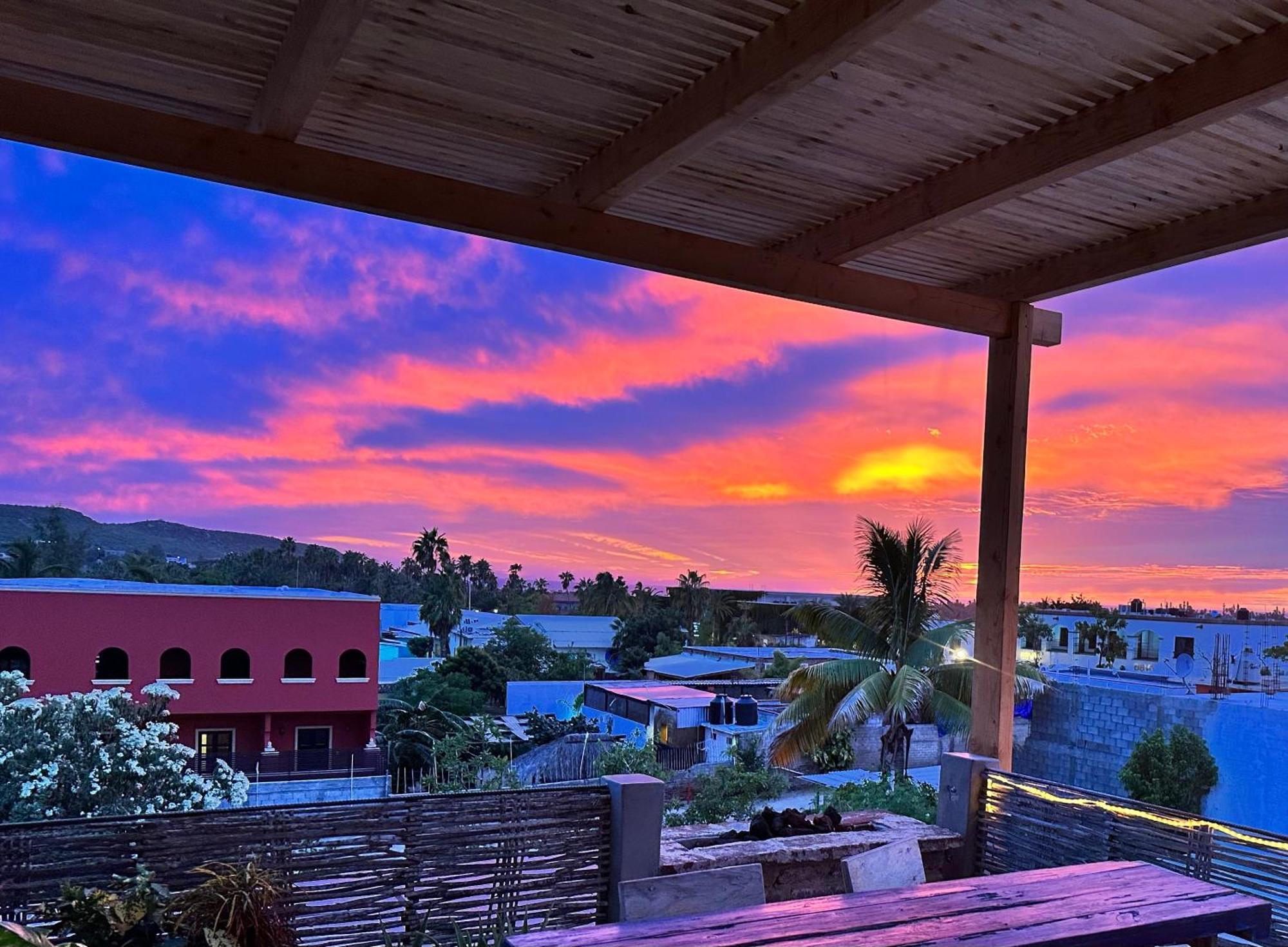 Baja House Hotel โทโดส ซานโตส ภายนอก รูปภาพ